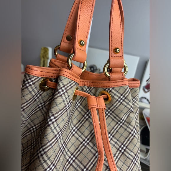 Burberry Blue Label Nova Check drawstring bucket bag EUC - Picture 5 of 17